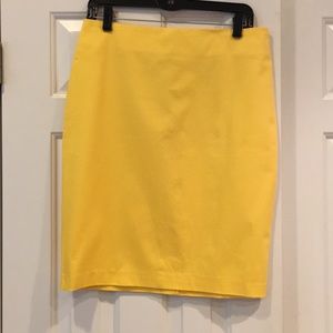 New York and Company yellow skirt